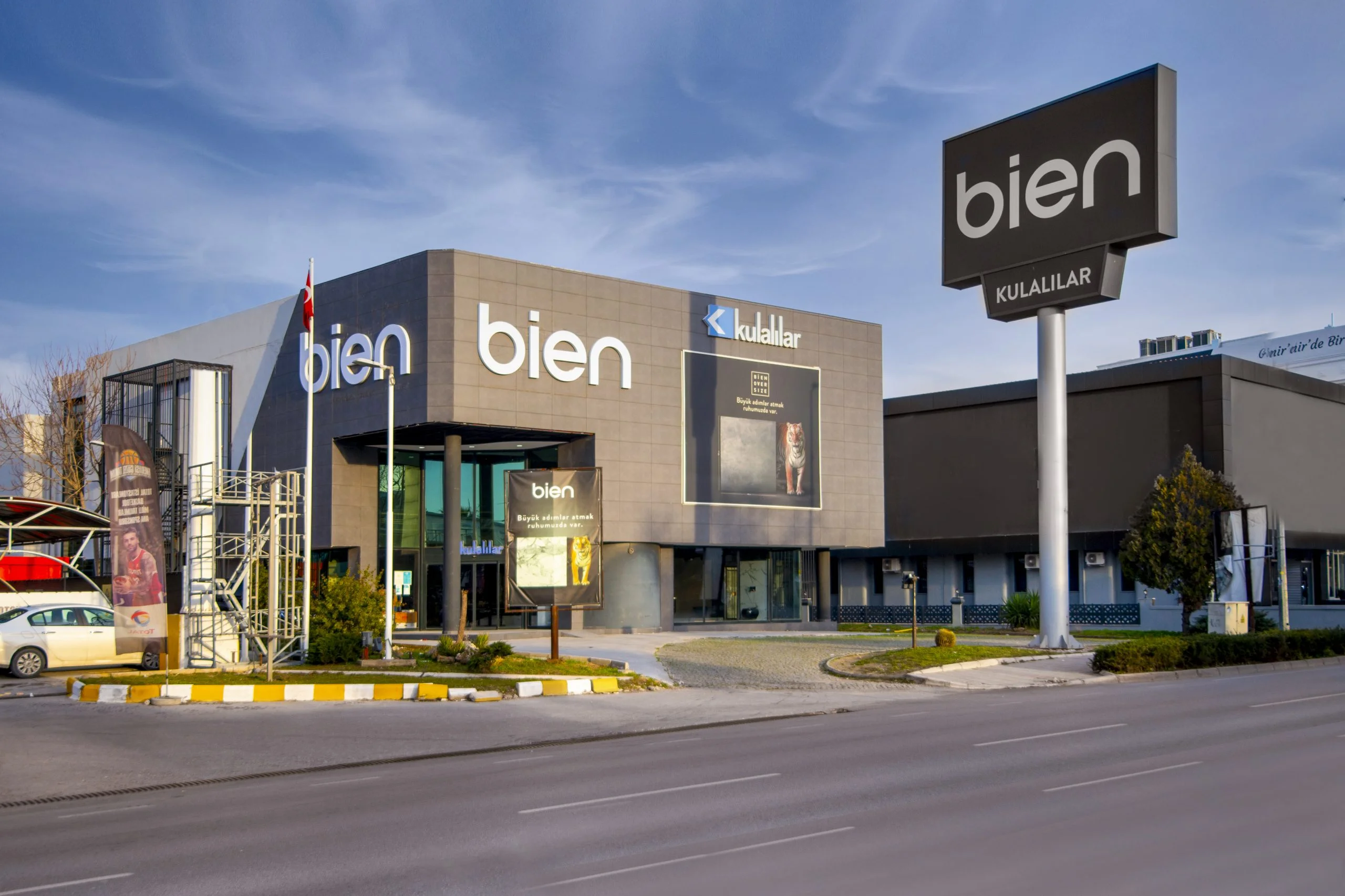 Kulalilar Showroom