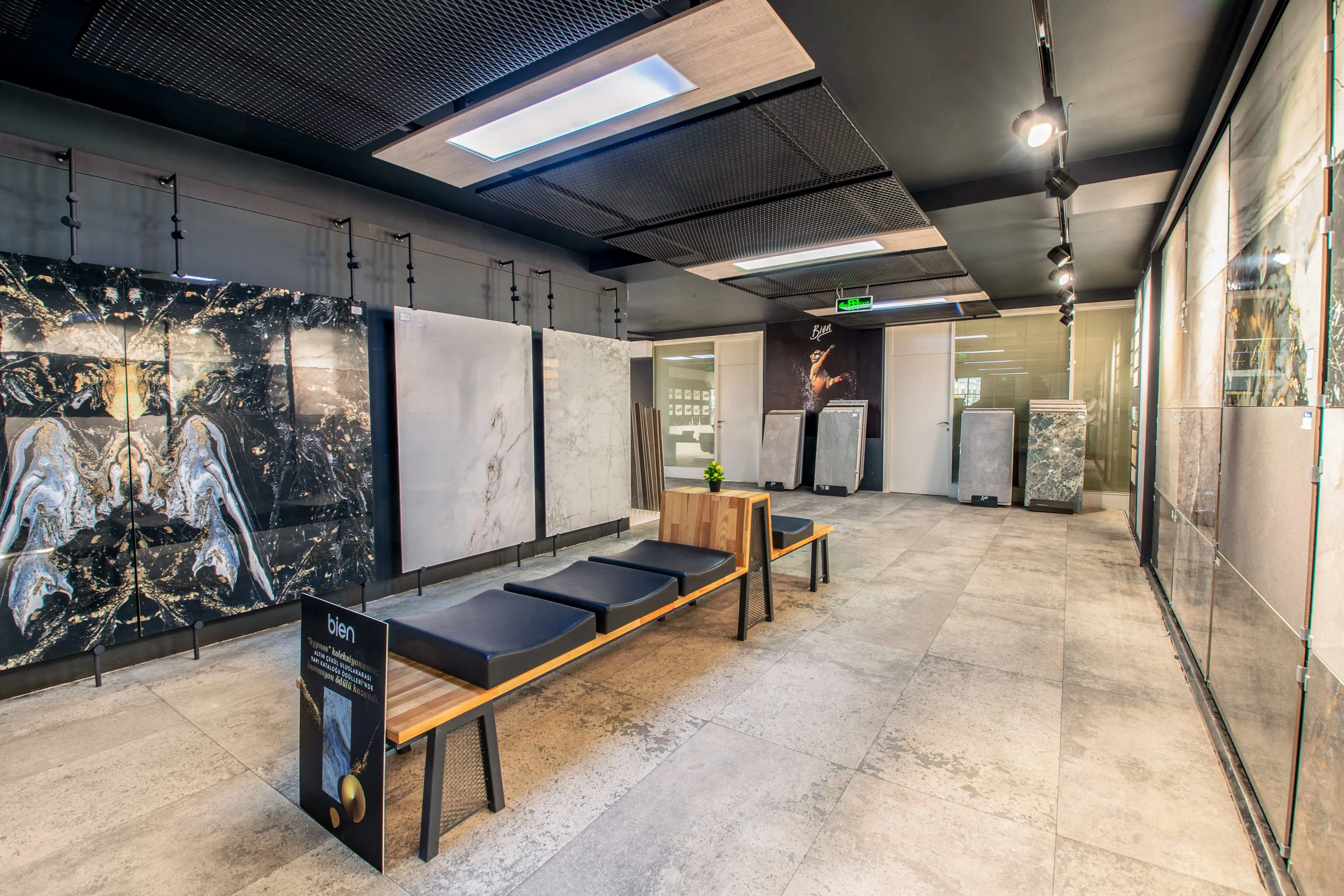 Kulalilar Showroom